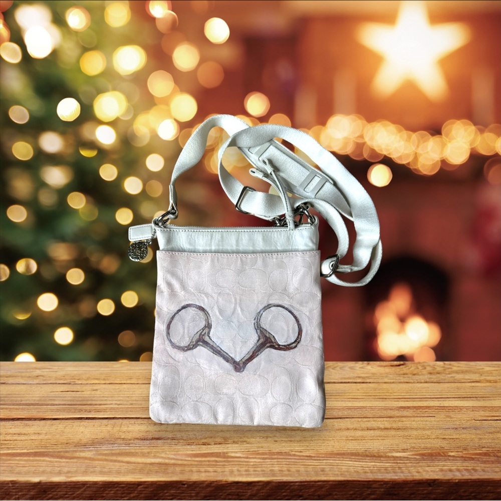 Coach cream jacquard signature and leather crossbody handbag -painted horse bit - Picture 15 of 15